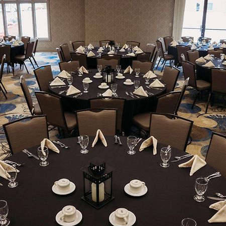 Eastland Suites Hotel & Conference Center Bloomington Eksteriør bilde