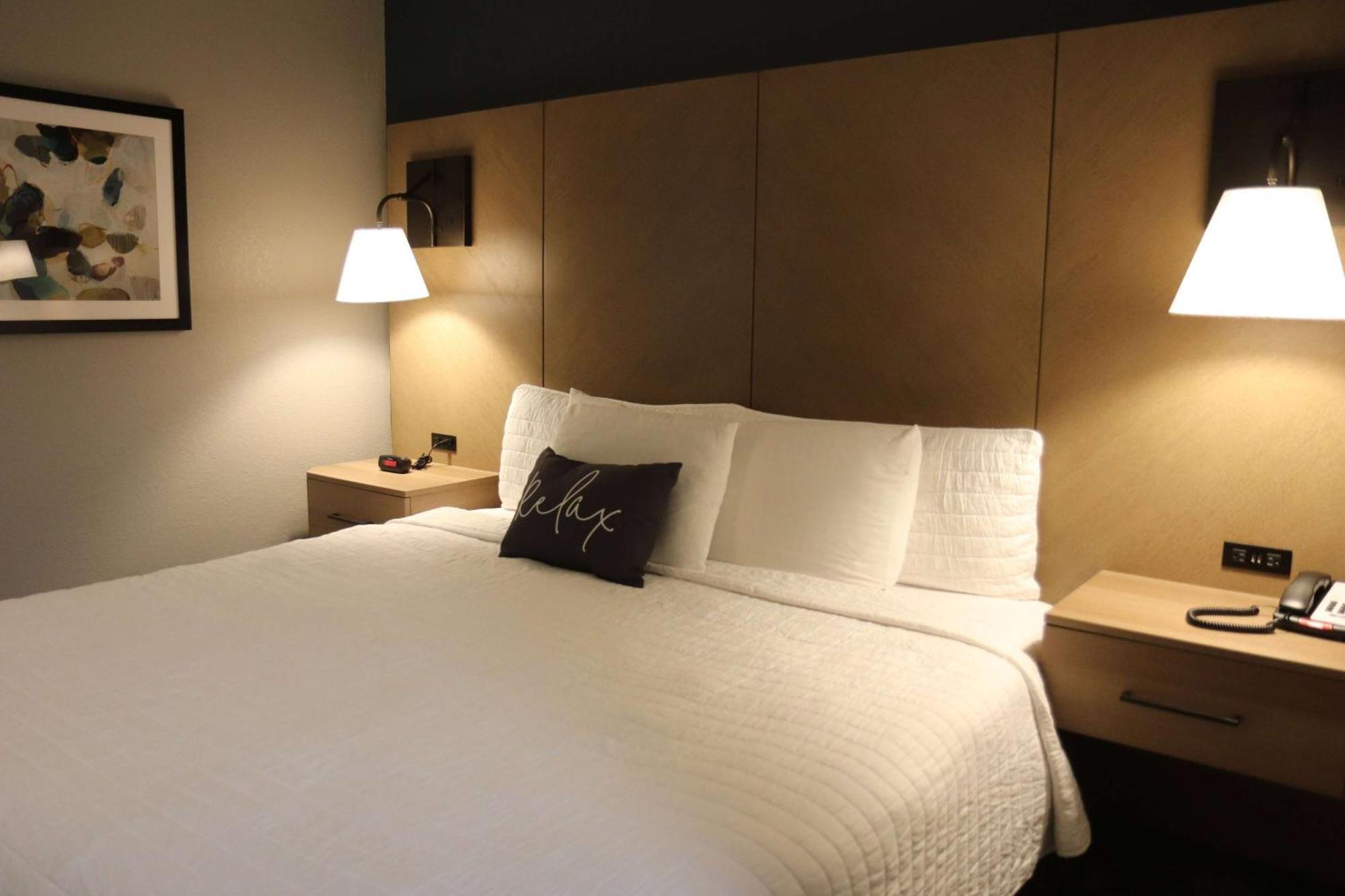 Eastland Suites Hotel & Conference Center Bloomington Eksteriør bilde