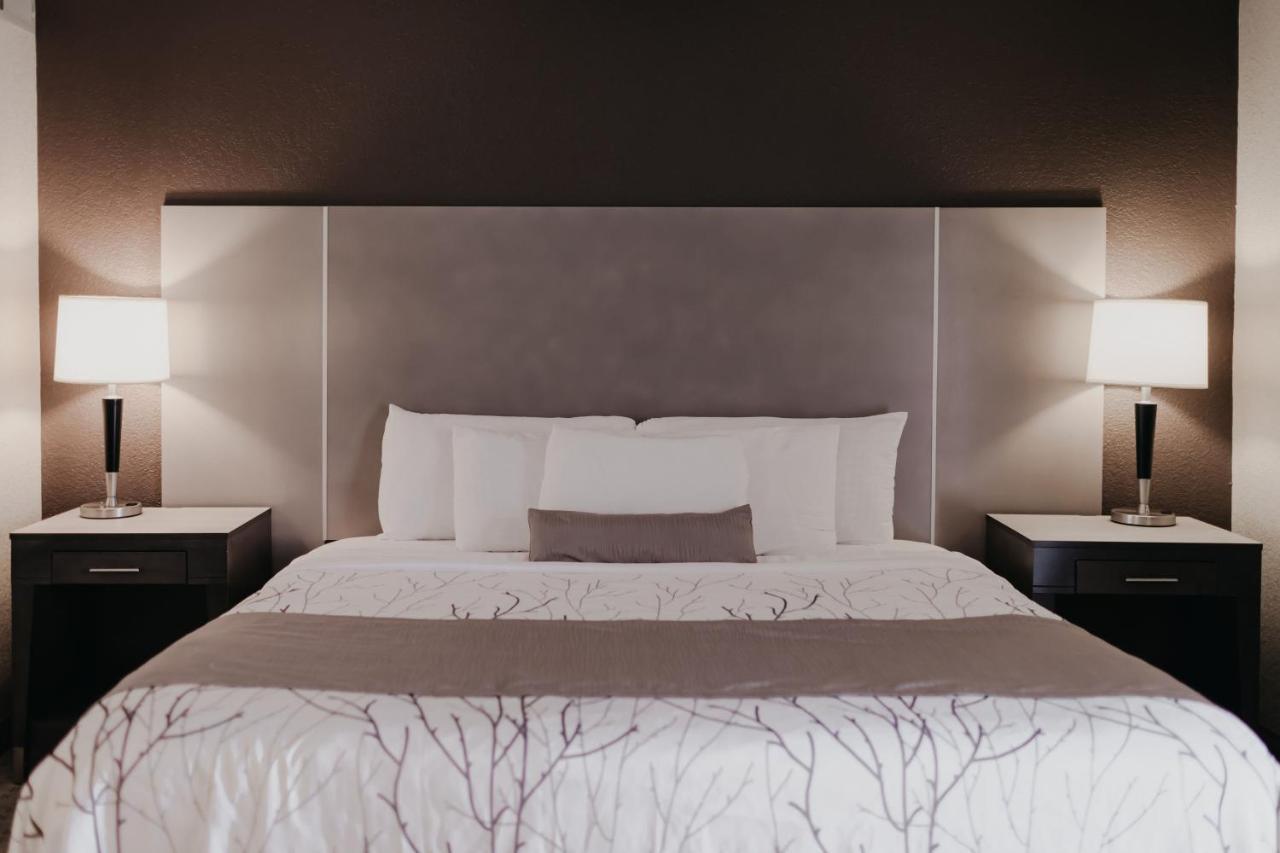 Eastland Suites Hotel & Conference Center Bloomington Eksteriør bilde