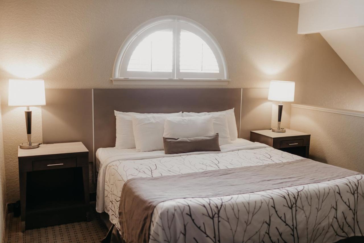 Eastland Suites Hotel & Conference Center Bloomington Eksteriør bilde